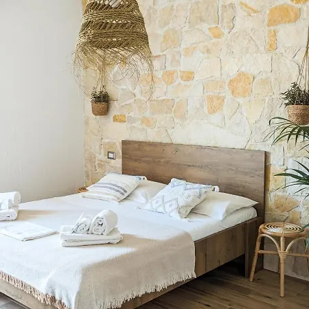 Arya Отель типа 